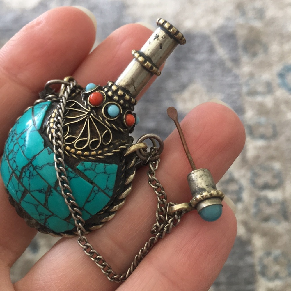 Vintage Tibetan silver snuff bottle necklace